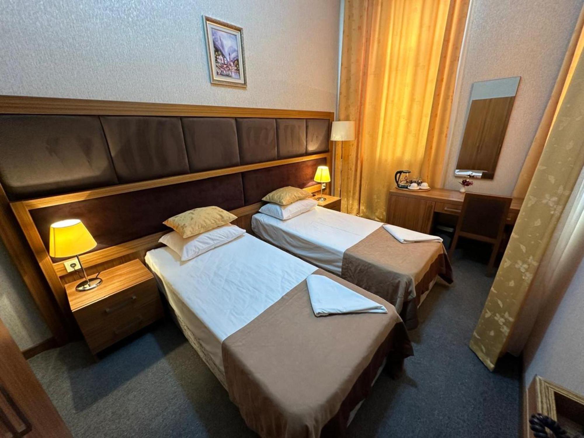 Turkiye Hotel - Free Massage バクー 部屋 写真