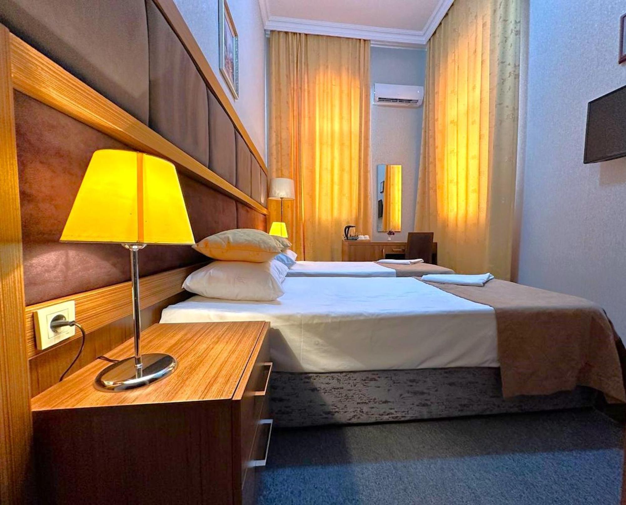 Turkiye Hotel - Free Massage バクー 部屋 写真