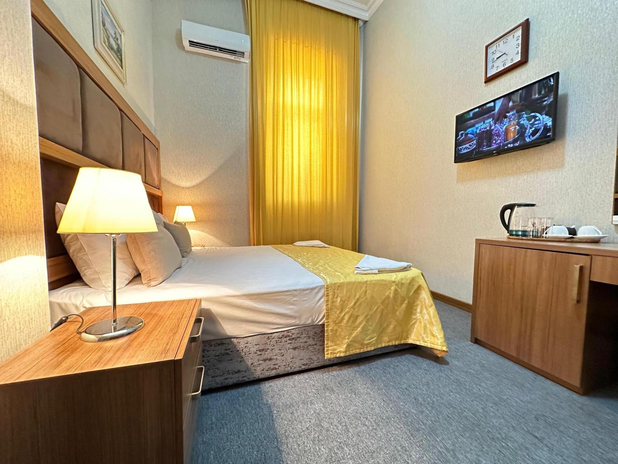 Turkiye Hotel - Free Massage バクー 部屋 写真
